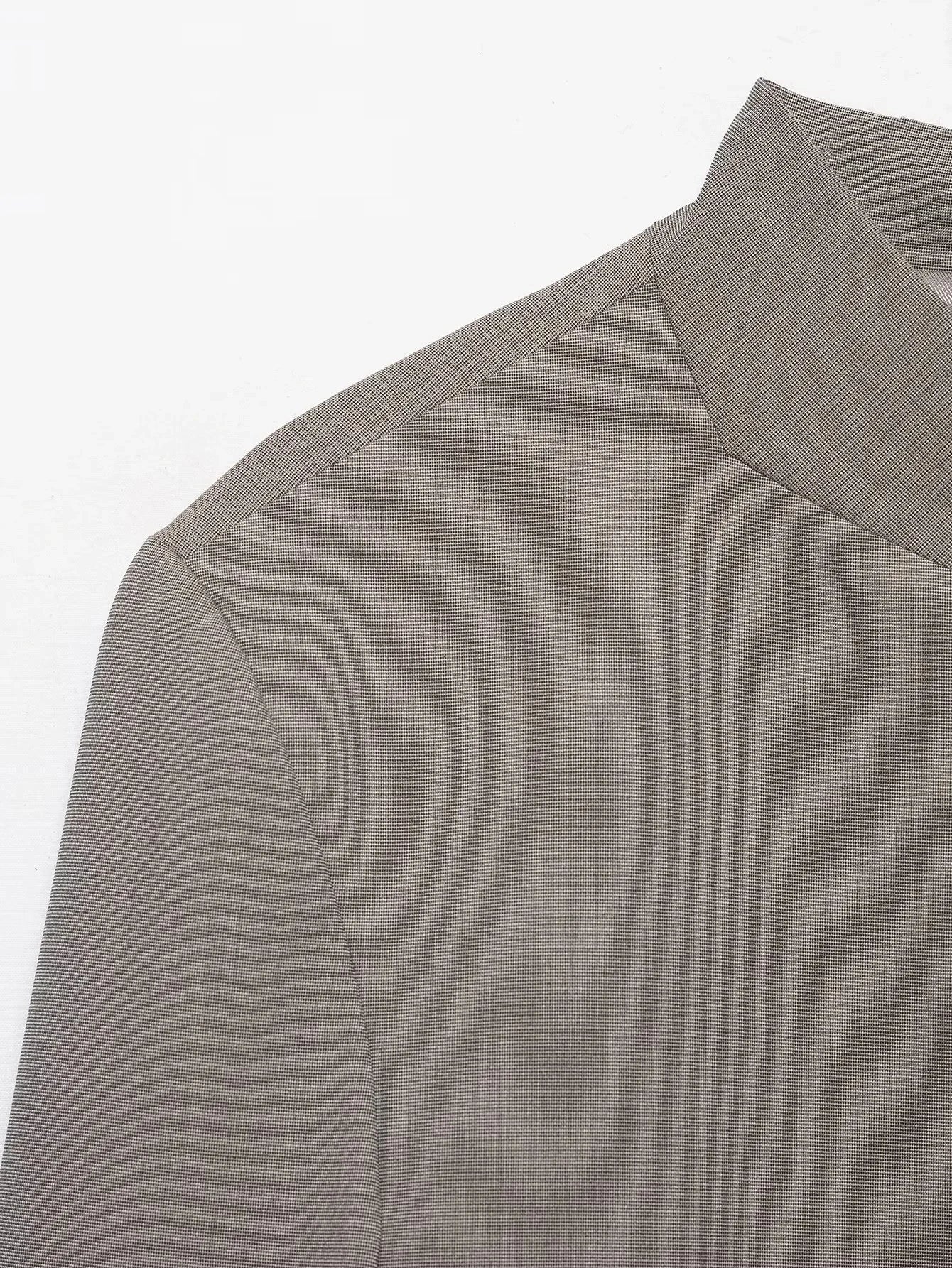 Contour Minimal Blazer - TUA. Milano #