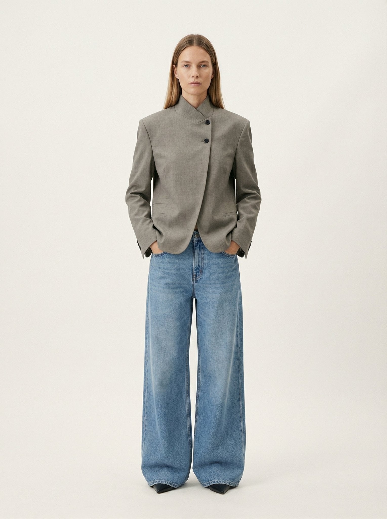Contour Minimal Blazer - TUA. Milano