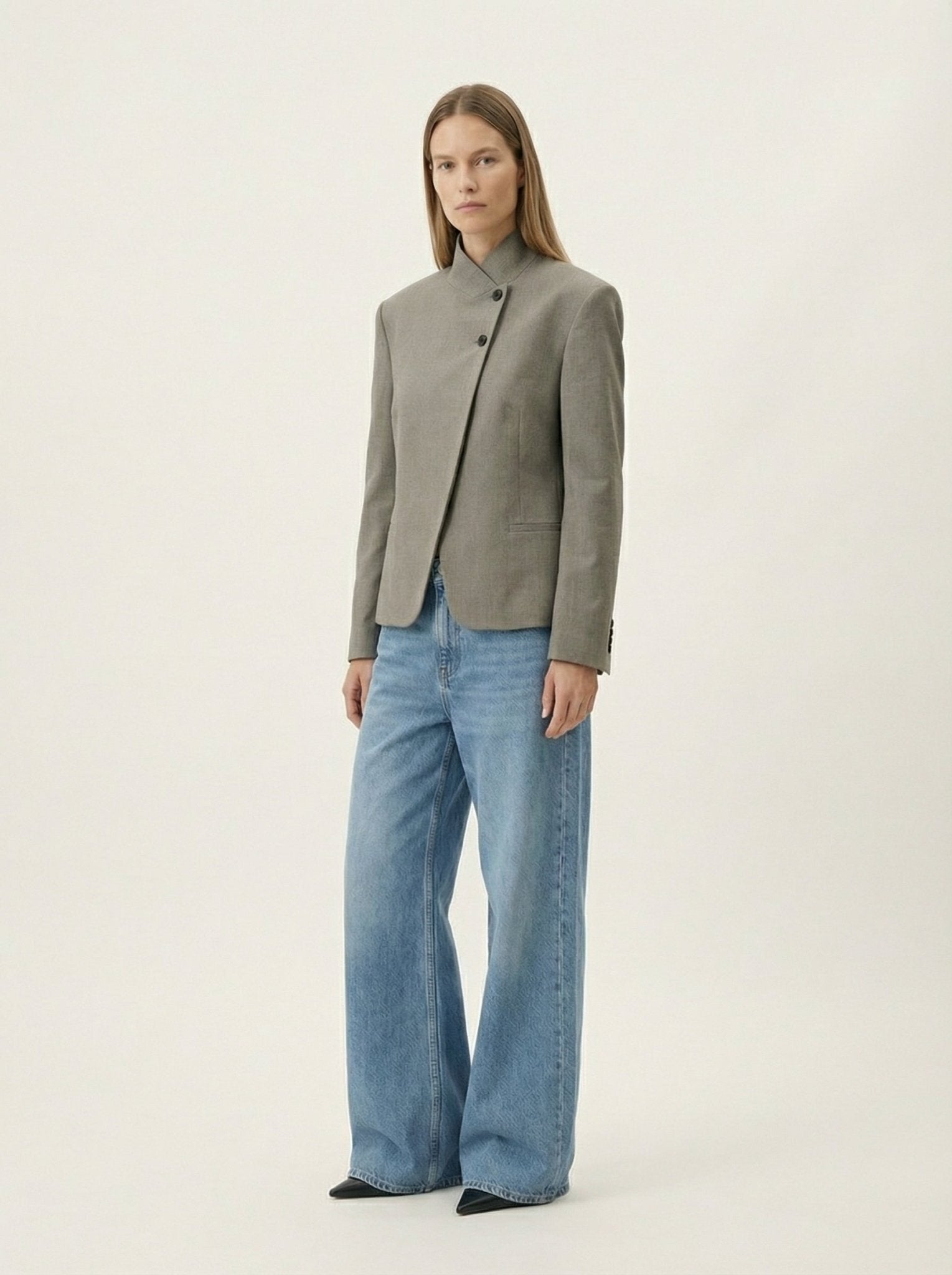 Contour Minimal Blazer - TUA. Milano